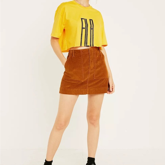 🌟FREE🌟FILA Domenica Crop Top Logo Short Sleeve T-Shirt Red White Cotton Tee - Picture 5 of 7